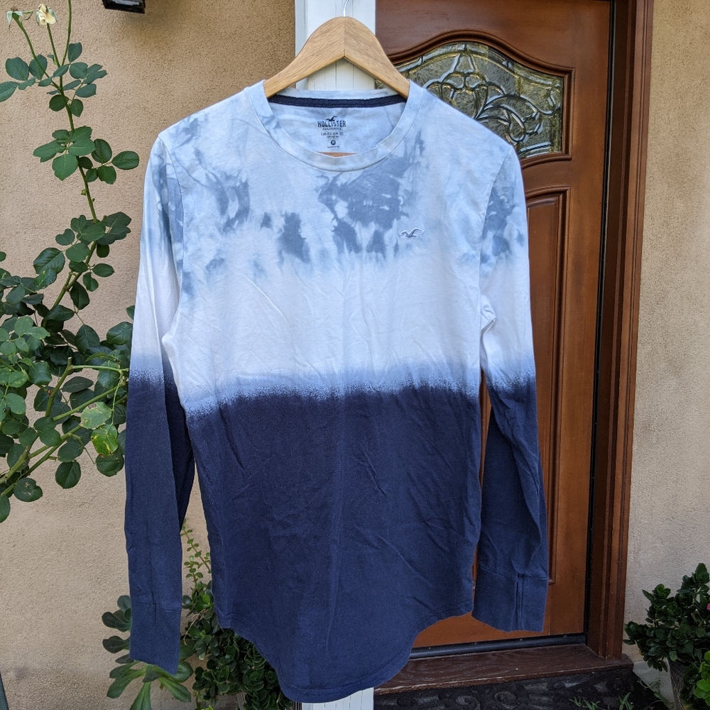 Hollister Curved Hem Long Sleeve Shirt